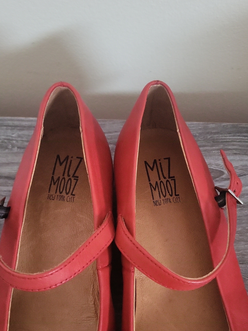 Miz Mooz Zahara Red Leather Mary Jane Flats Size 40 - Picture 10 of 12